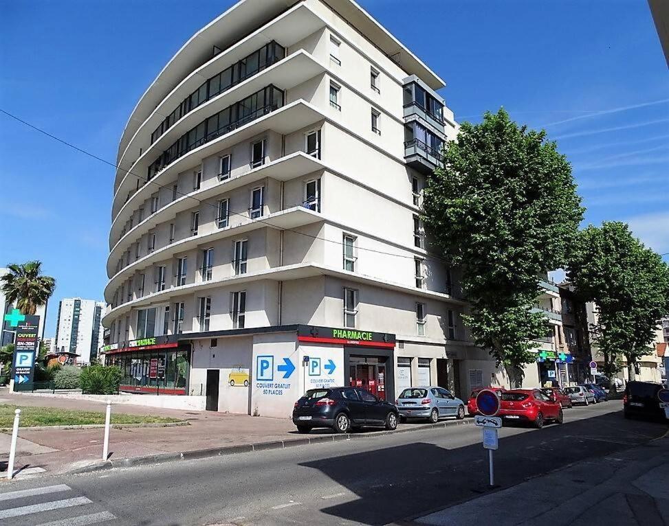 Charmant T2 Climatise Proche Du Centre Et Des Commerces - Gare A 15 Minutes Toulon Luaran gambar